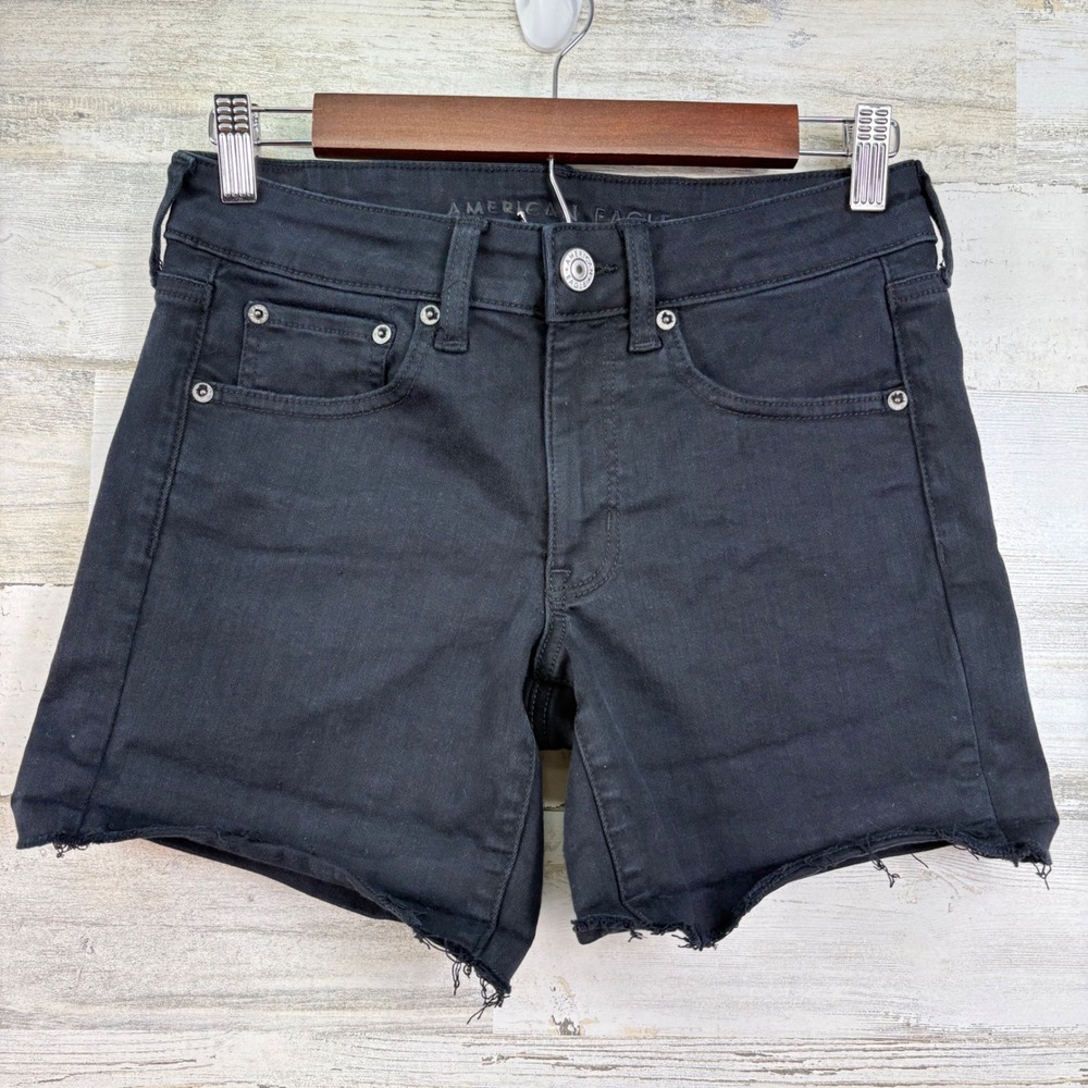 American Eagle Ne(x)t Level Stretch‎ Black Raw Hem Jean Shorts Womens 6 Grunge